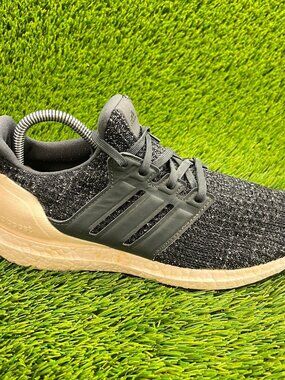 Adidas UltraBoost 4.0 Black Orchid Womens Size 8 Black Running Shoes Sneakers